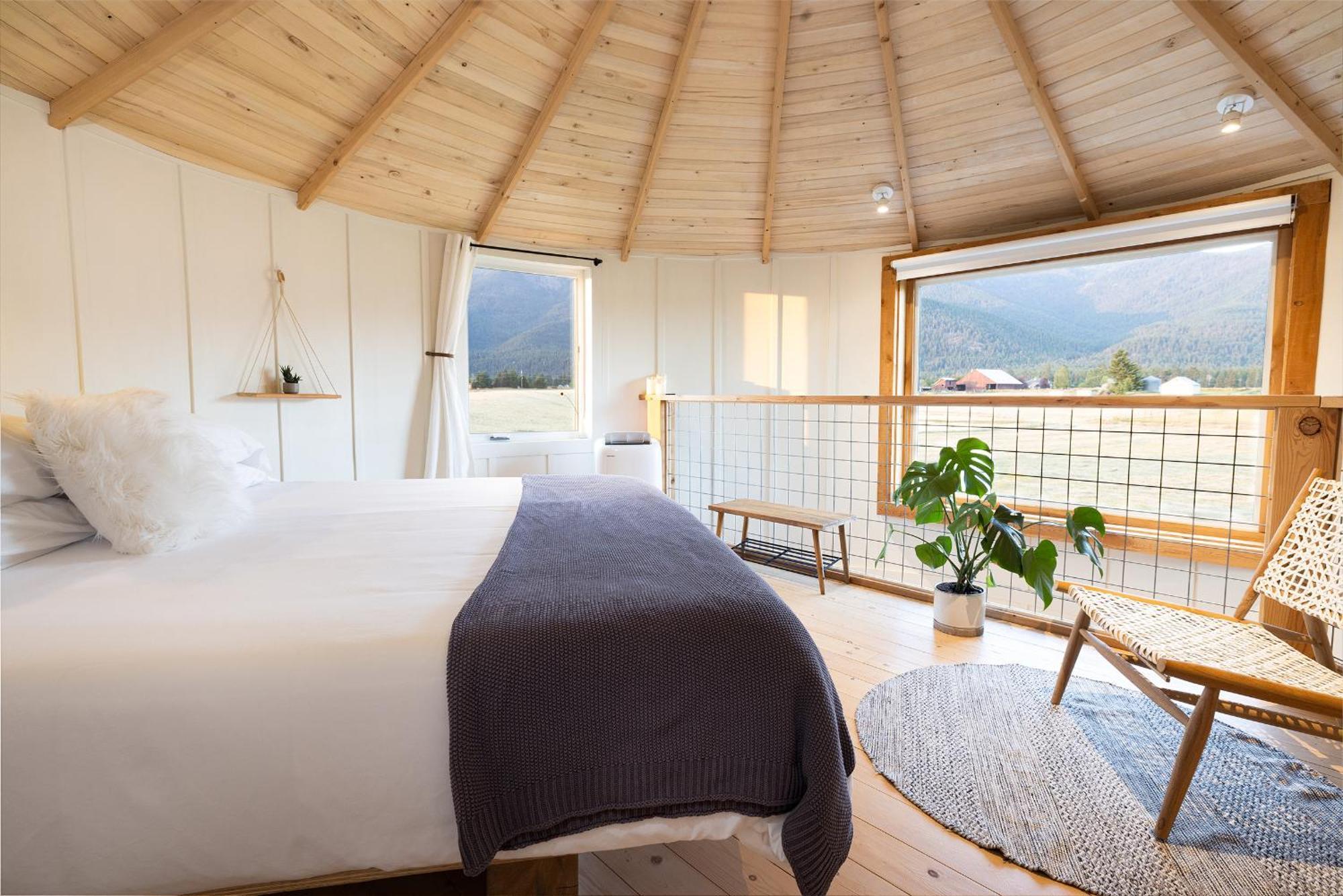 Clark Farm Silos - 5 Silo Mountain View Retreat คาลิสเปล ภายนอก รูปภาพ